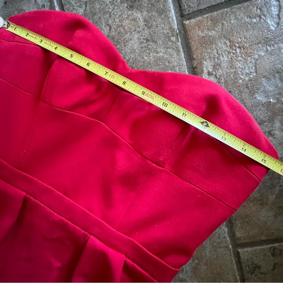 ⭐️BOGO FREE⭐️ NWOT BCBG MaxAzria Penelope Elegant Red Strapless Dress - Picture 9 of 12
